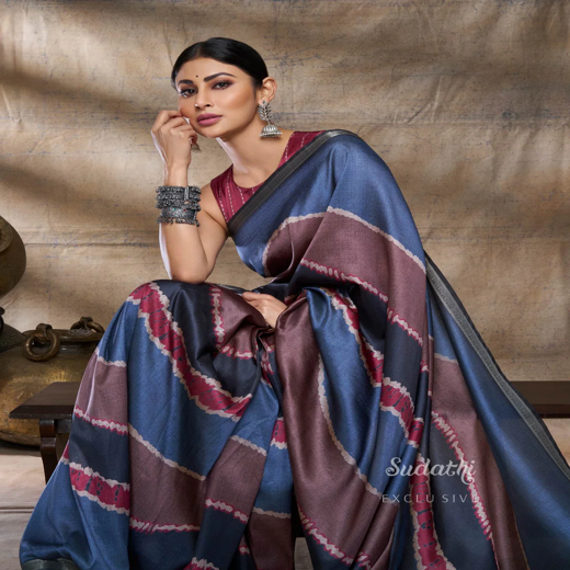 Mouni Roy Rusty Grey Terracotta Silk Saree - Image 4