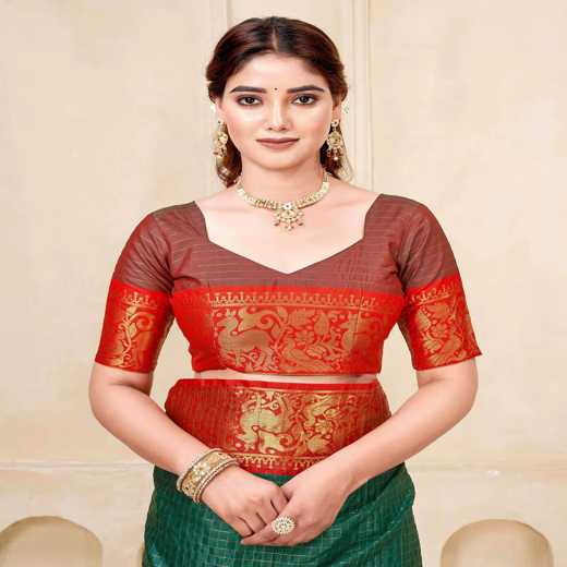 Green Silk Woven Kanjivaram Saree - Image 2